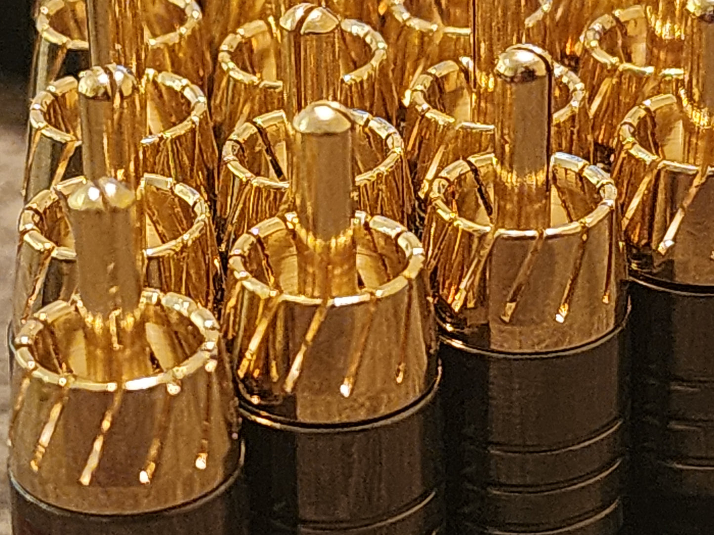 2 pairs Male Solder On RCA Terminals Red or White Lettering.