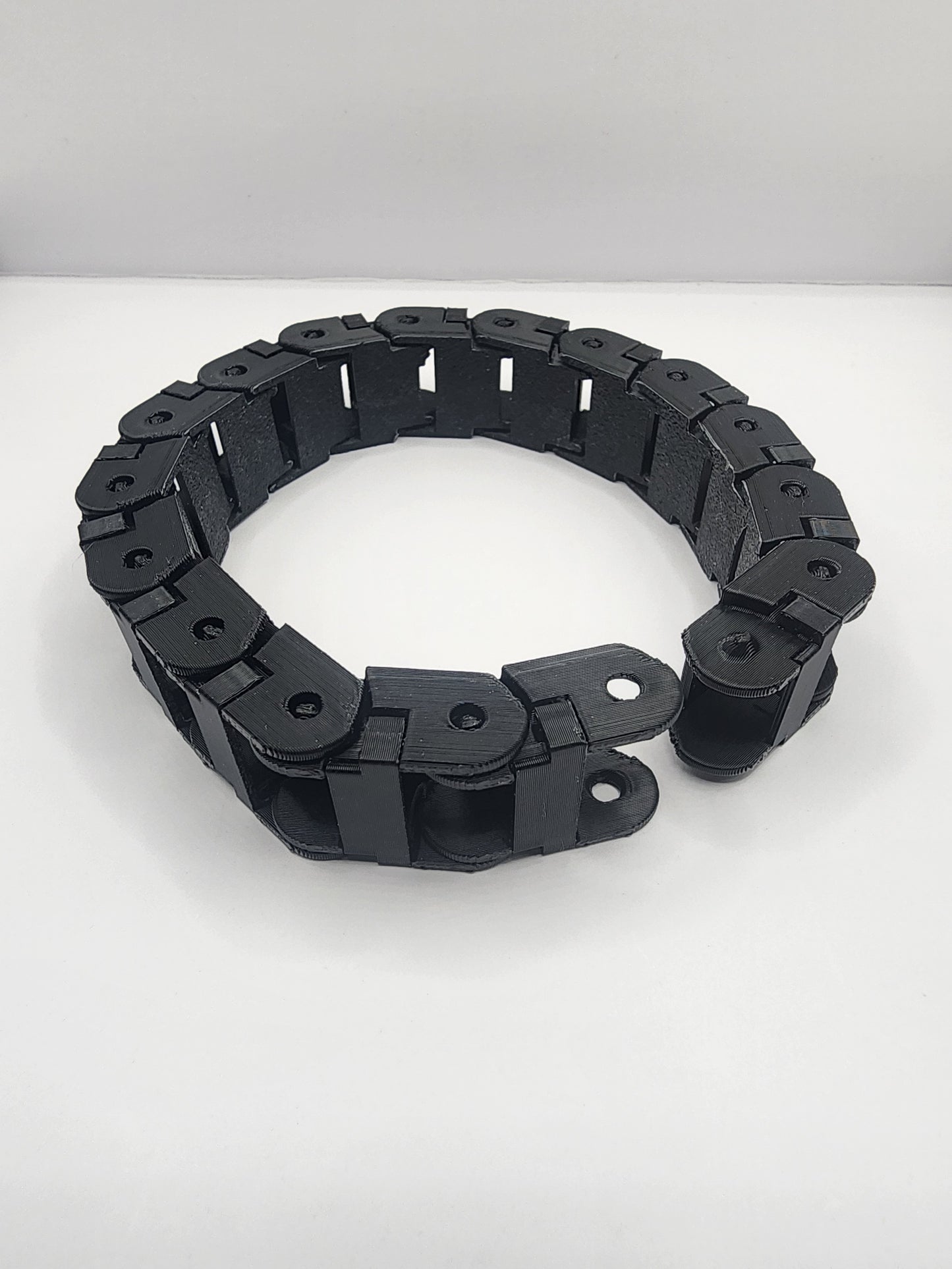 1FT, Chain Link Wire Channel