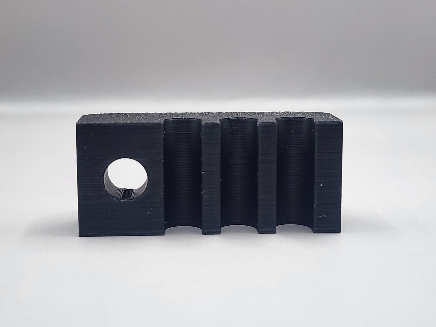 10 Pack Triple RCA or Speaker Wire Clamp